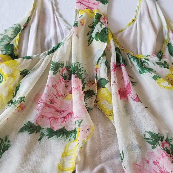 Forever 21 Floral Razorback Blouse - Picture 4 of 4